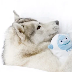 INOOKO - PELUCHE MONTAIN FOLK - OLLIE LO YETI -Negozio Biopetstore economico INOOKO PELUCHE MONTAIN FOLK OLLIE LO YETI 1